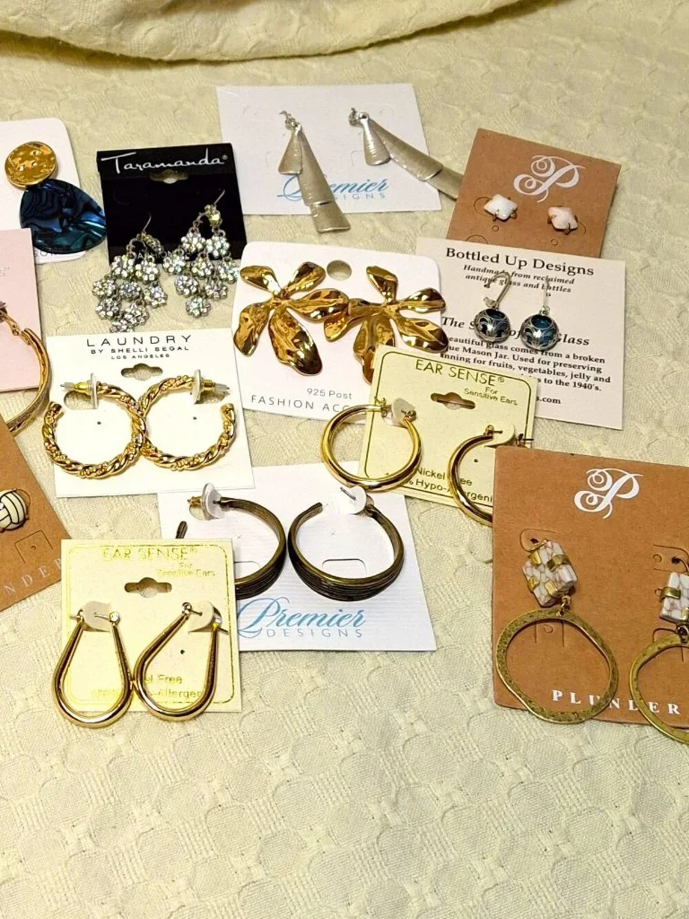 Lot of 18 Pairs New Earrings Still on Display Cards